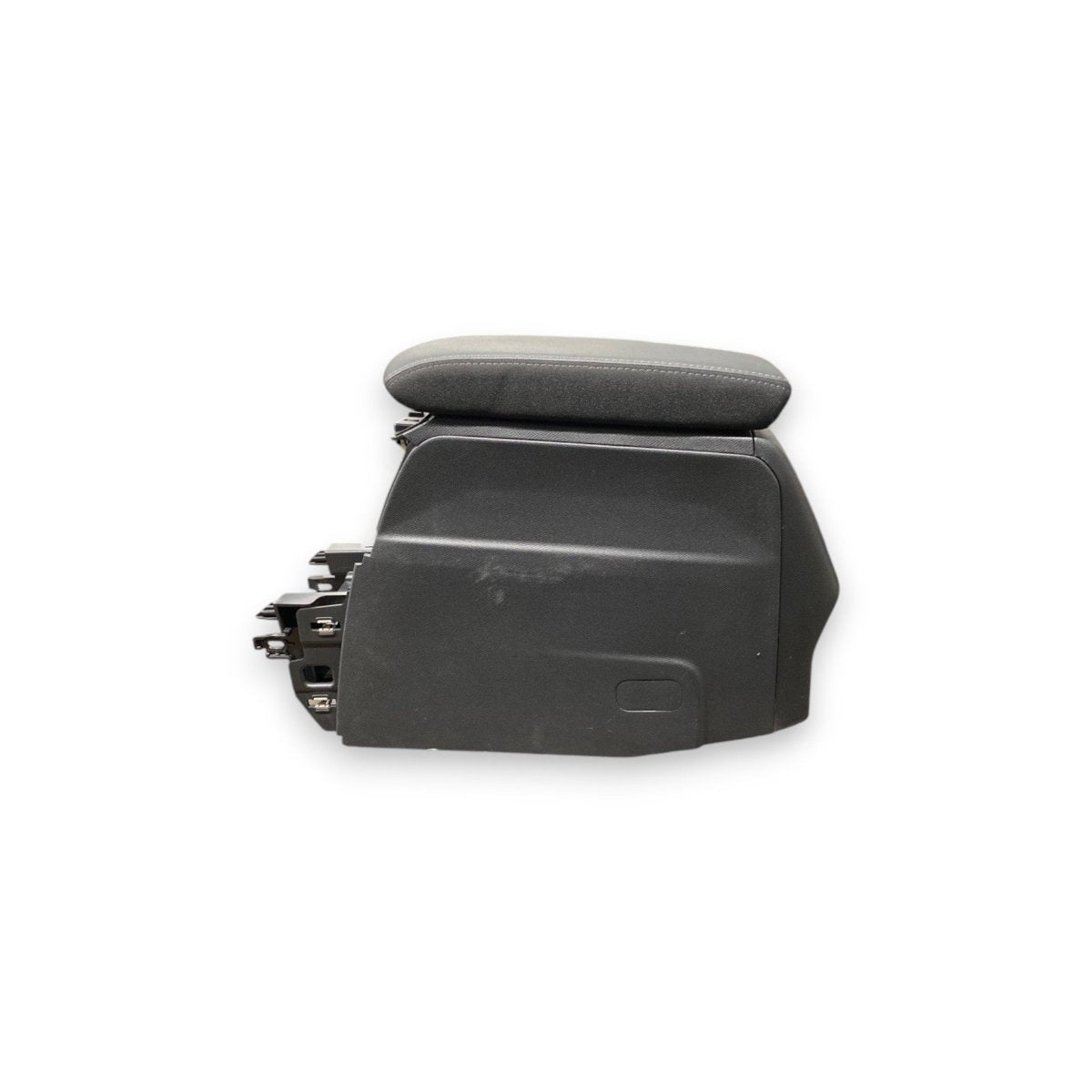 bracciolo + prese usb posteriori peugeot 2008 ii (2019 - ) Cod: 9823377280 - F&P CRASH SRLS - Ricambi Usati