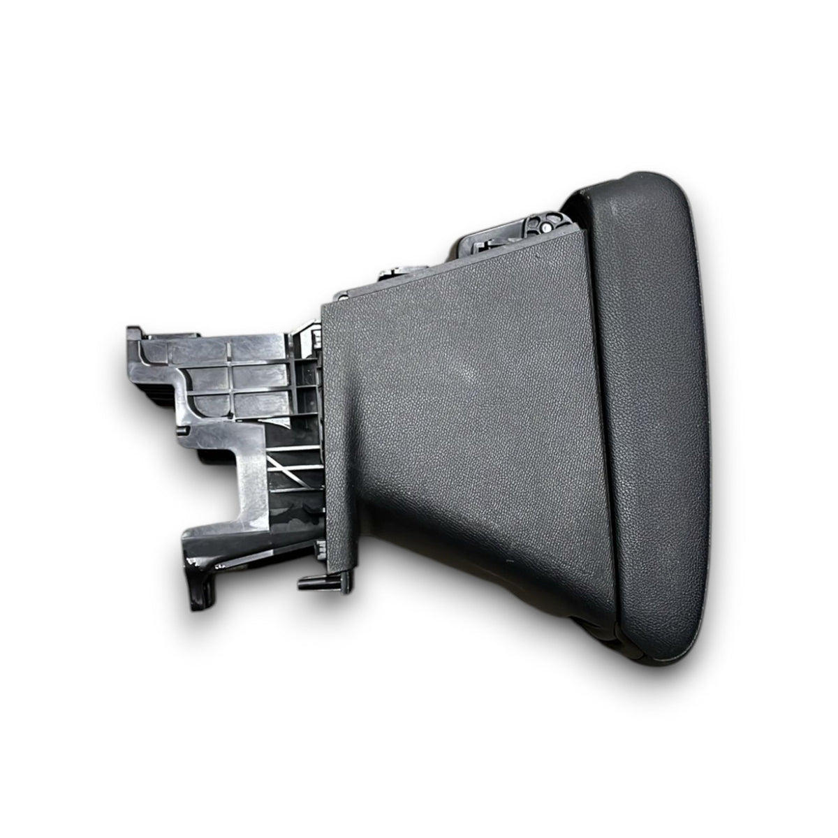 Bracciolo Tunnel Centrale Opel Corsa F cod:9830208680 (2019 >) - F&P CRASH SRLS - Ricambi Usati