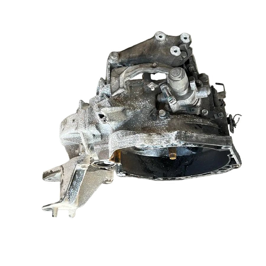 Cambio manuale 6 marce Opel Astra J 55575539 1.7 diesel (2009 > 2015) - F&P CRASH SRL - Ricambi Usati