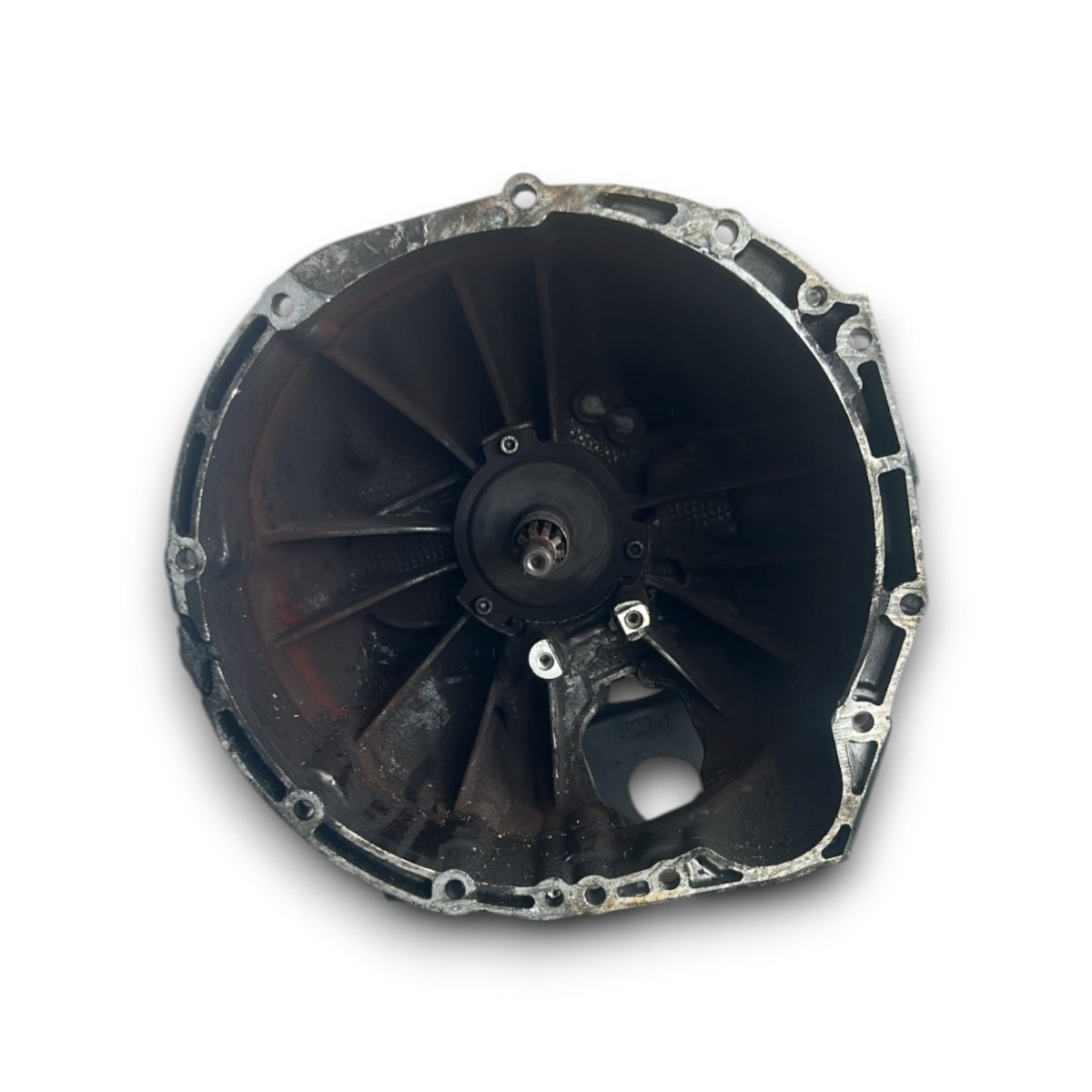 Cambio Manuale 6 Marce Renault Master III cod.320100568R 2.3 Diesel (Trazione Posteriore) (2014 > ) cod.1323075016 cod.1323401166 cod.402798011 - F&P CRASH SRLS - Ricambi Usati