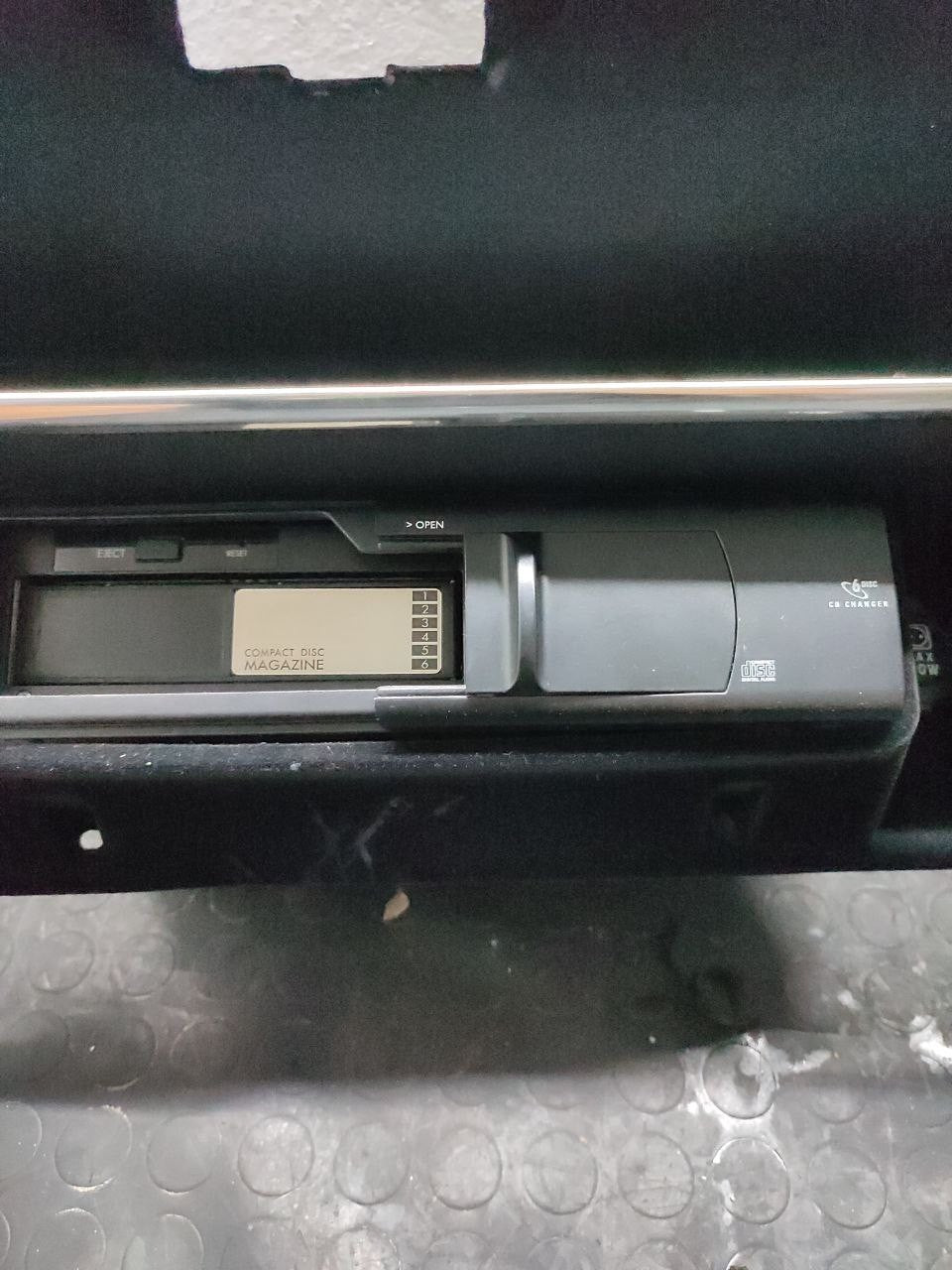 Caricatore cd Lancia Thesis cod 60675739 - F&P CRASH SRLS - Ricambi Usati