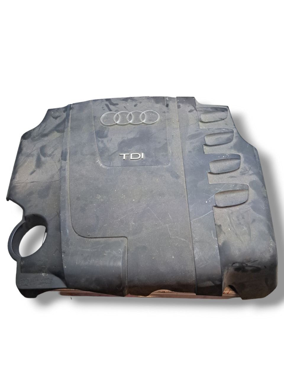 Carter Copri Motore Audi A4 ( B8 - 2.0d - 2011 ) COD:03L103925 - F&P CRASH SRLS - Ricambi Usati