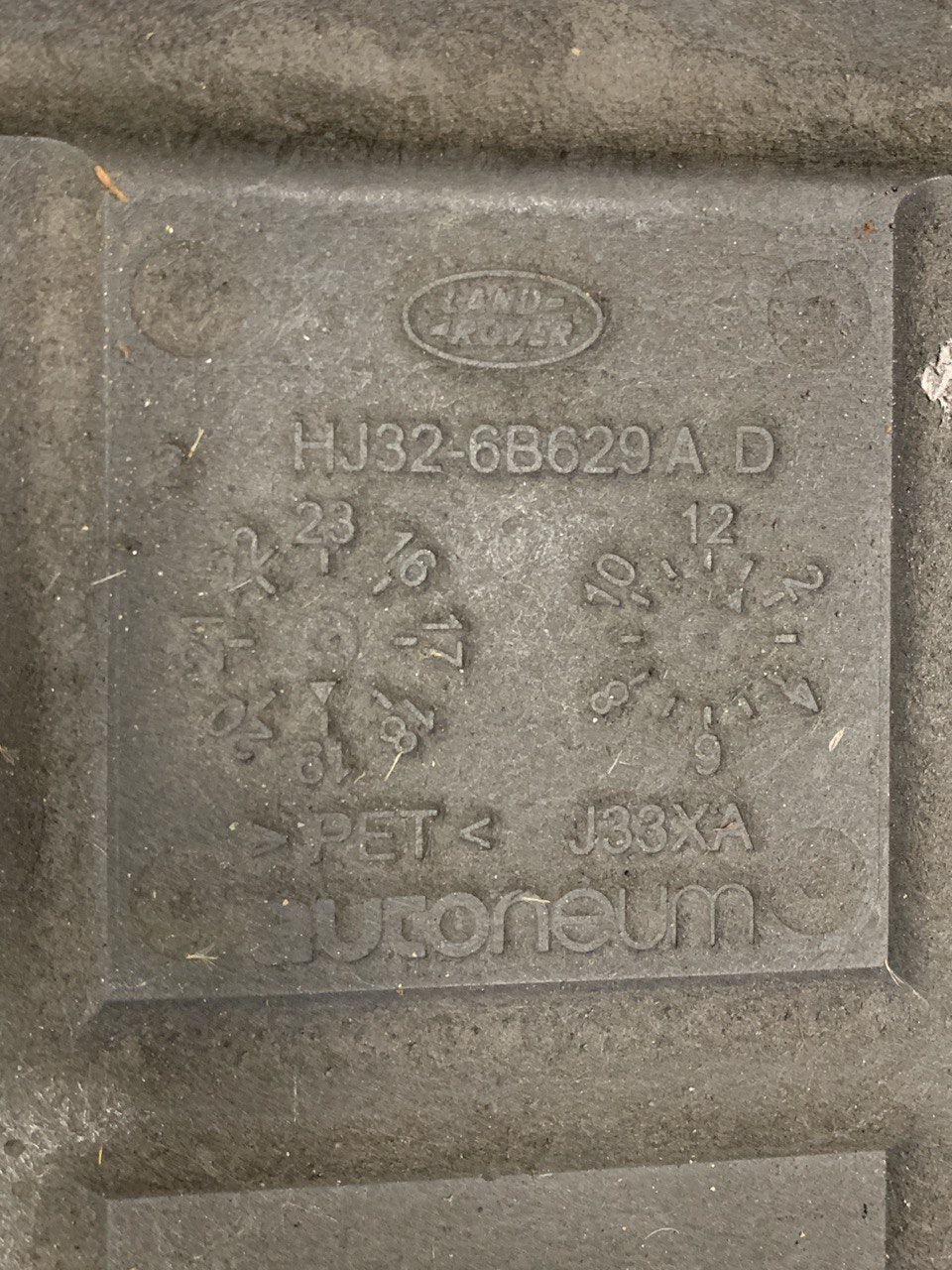 Carter Copri Motore Inferiore Jaguar E-Pace 2.0d (2021) cod.HJ326B629AD - F&P CRASH SRLS - Ricambi Usati