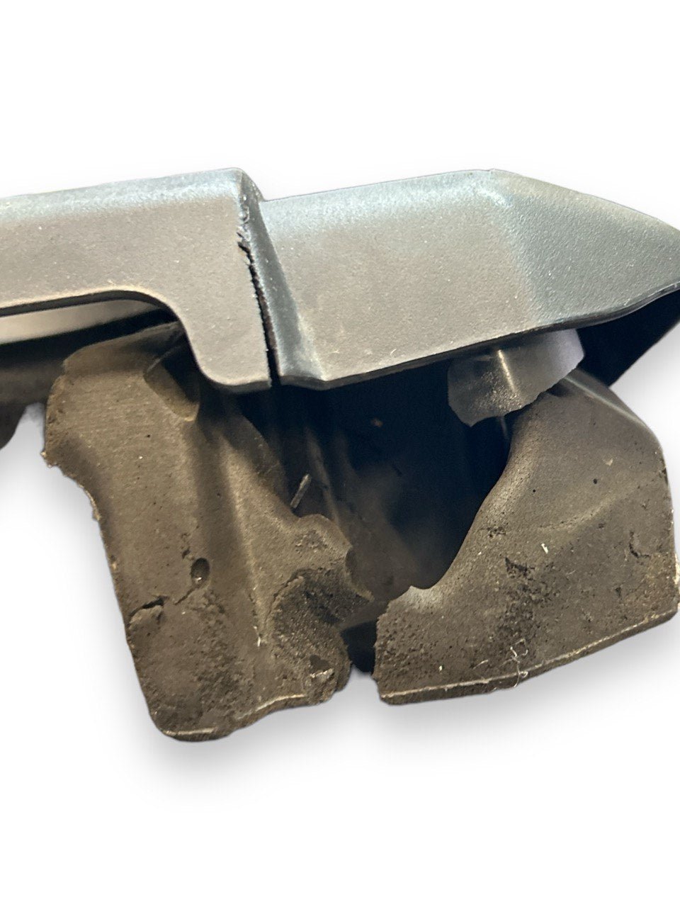 Carter / Copri Motore Volkswagen Golf VI 2.0 Diesel (2008 > 2012) cod . 03L103925AM - F&P CRASH SRLS - Ricambi Usati