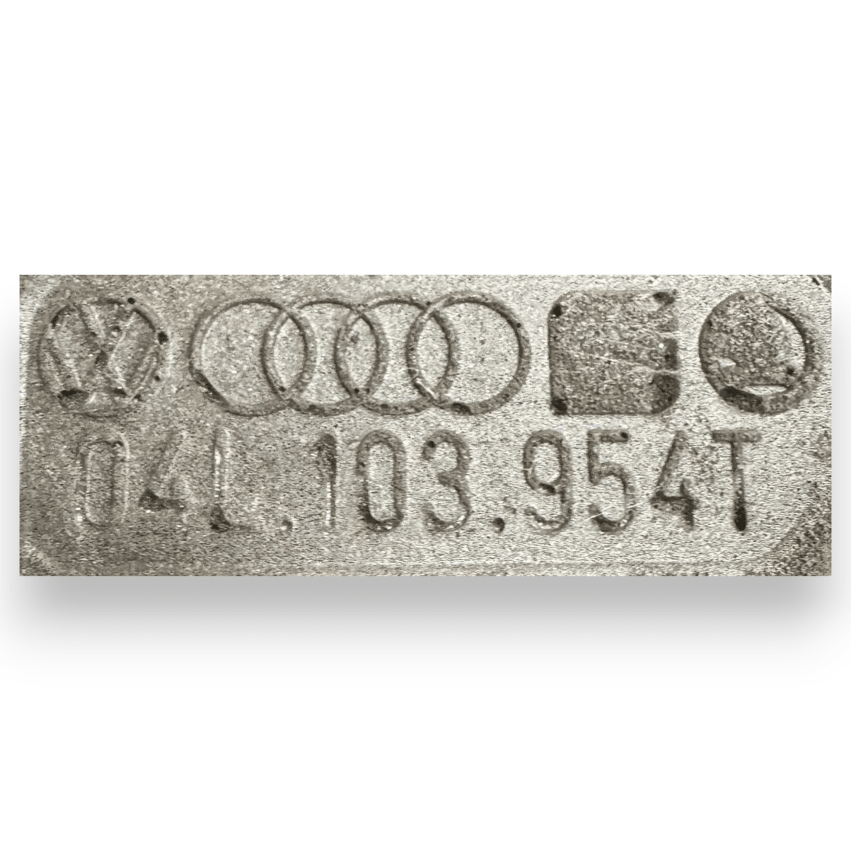 Carter / copri motore Volkswagen Golf VII 1.6 diesel cod.04L103954T (2012-2021) - F&P CRASH SRL - Ricambi Usati