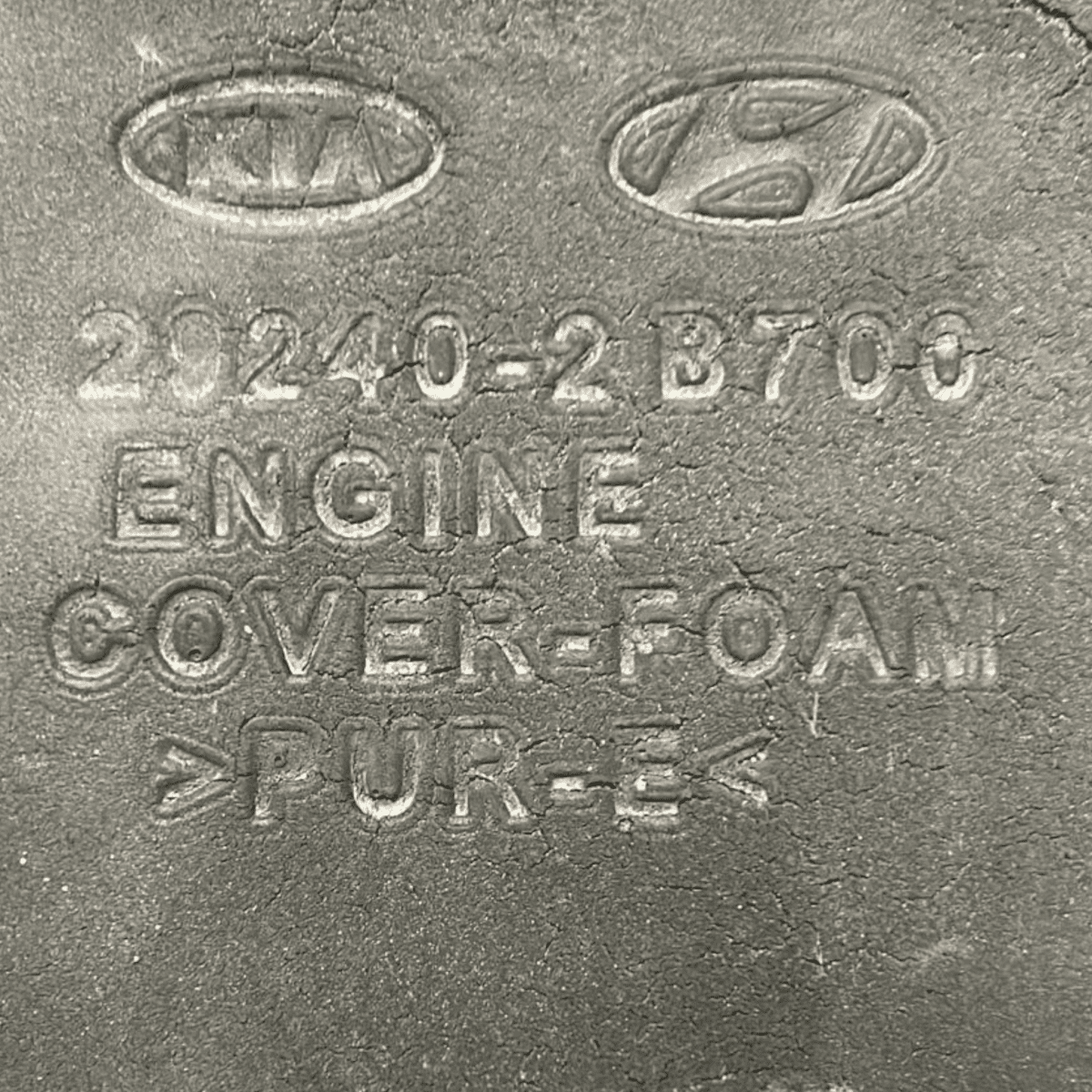 Carter engine cover hyundai i30 turbo 1.6 petrol code:55562426 (2011 > 2016) - F&P CRASH SRL - Used Parts