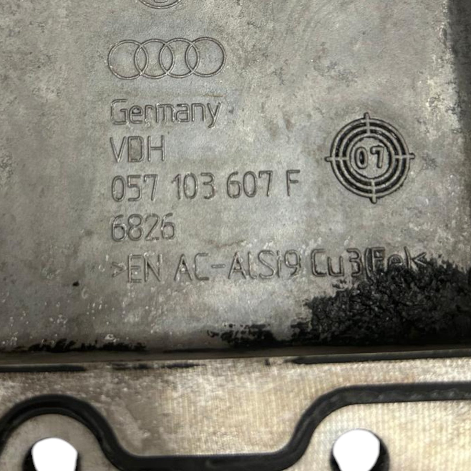 Carter Inferiore Coppa Olio Audi A8 (D3 / 4E) cod.057103607F 4.2 Diesel (2002 > 2009) - F&P CRASH SRLS - Ricambi Usati