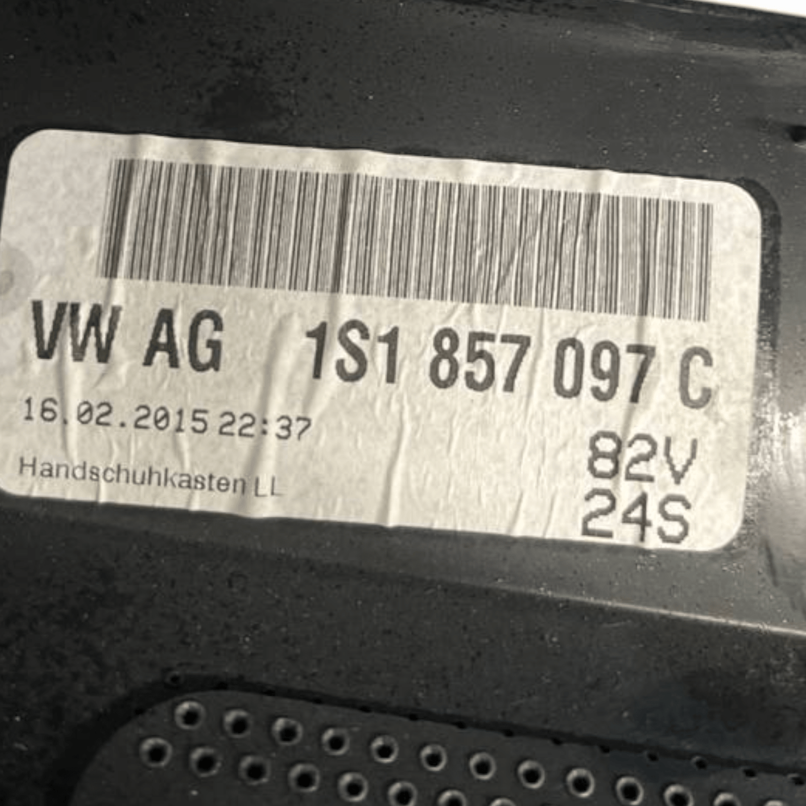 Casetto / Vano Portaoggetti Volkswagen Up (2011 al 2024) cod: 1S1857097C - F&P CRASH SRLS - Ricambi Usati