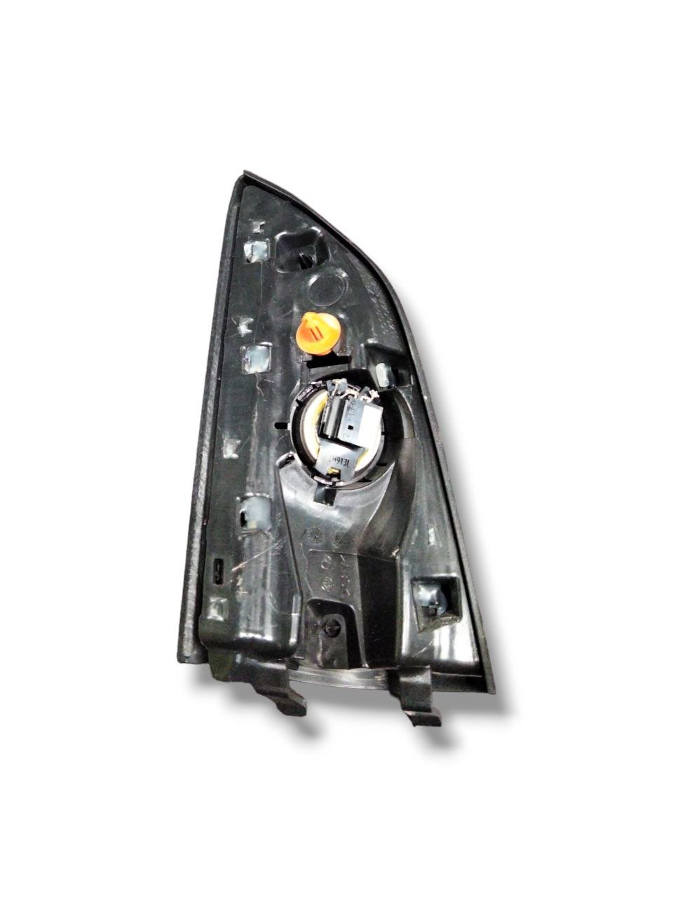 Cassa autoparlante/tweeter Mercedes - Benz Classe B W246(2012 - 2018)cod.A2467200211 anteriore destro - F&P CRASH SRLS - Ricambi Usati