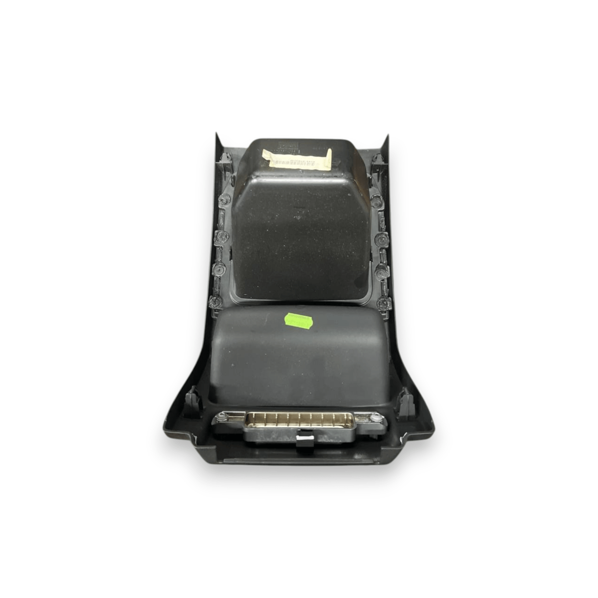 Cassetto Portaoggetti posteriore Land Rover Evoque L538 (2011 al 2018) cod: BJ32 - 04569 - AA - F&P CRASH SRLS - Ricambi Usati