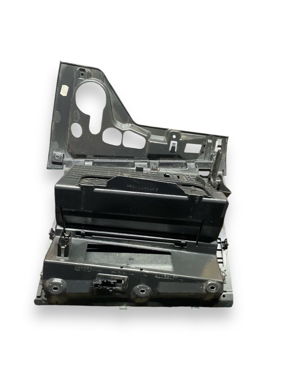 Cassetto / Vano Porta Oggetti Audi A1 GB cod:82B857035 (2019>) - F&P CRASH SRLS - Ricambi Usati