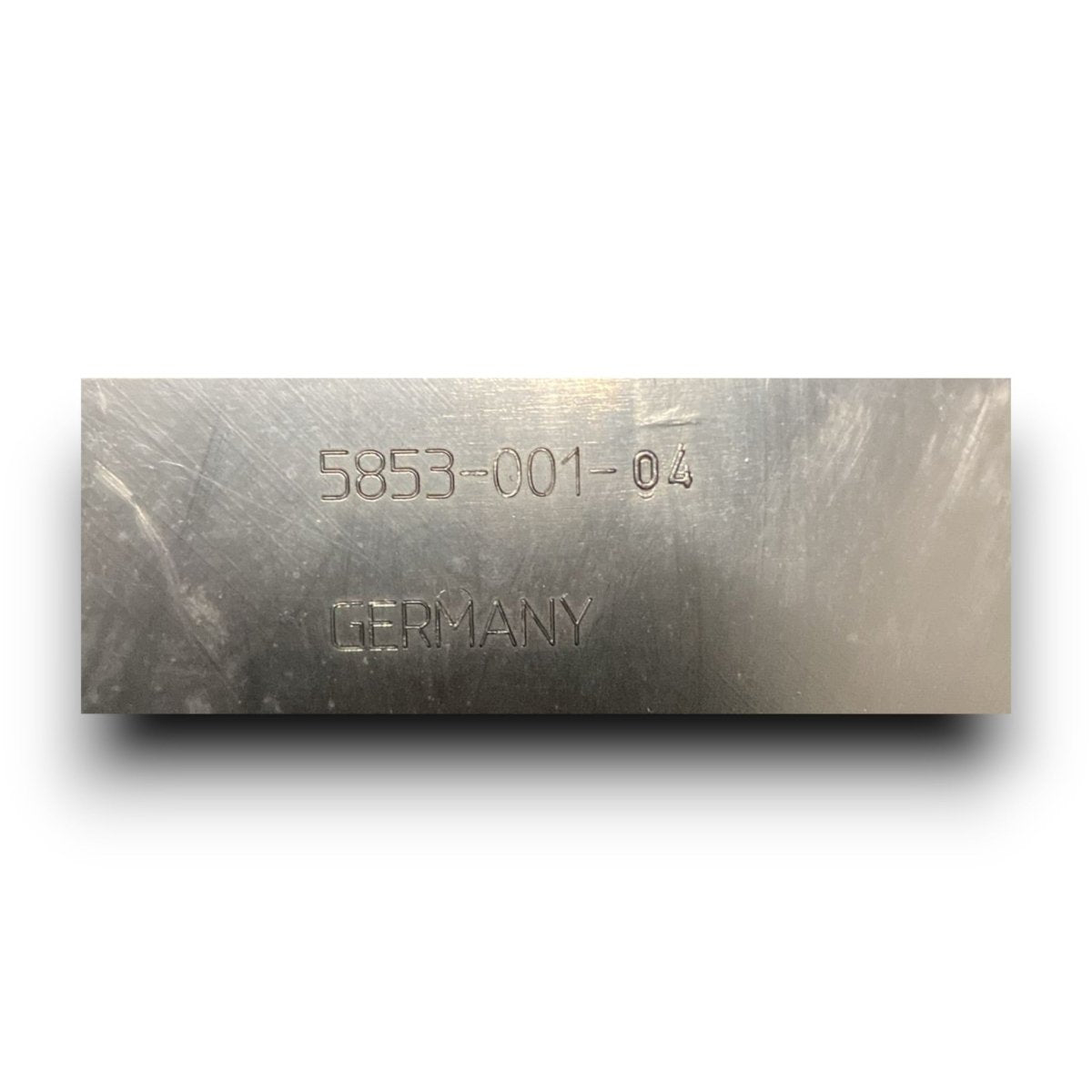 Cassetto / vano porta oggetti bmw serie 5 e60 cod . 5853 - 001 - 04 (2003 > 2010) - F&P CRASH SRL - Ricambi Usati