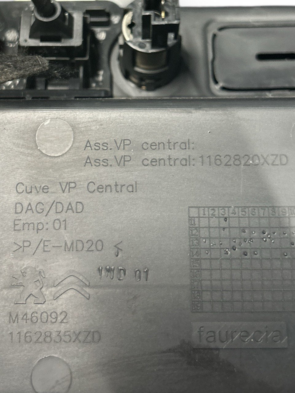 Cassetto / Vano Porta Oggetti Citroen C4 Picasso (2006 > 2013) cod.1162820XZD - F&P CRASH SRLS - Ricambi Usati