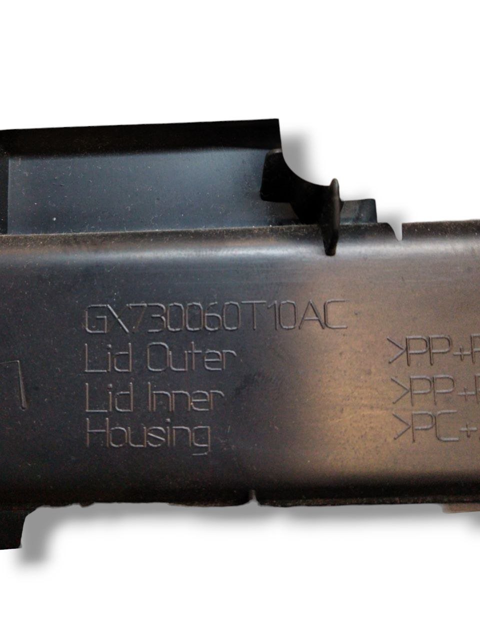 Cassetto / Vano Portaoggetti Jaguar XE / XF (2017) cod.GX730060T10AC - F&P CRASH SRLS - Ricambi Usati