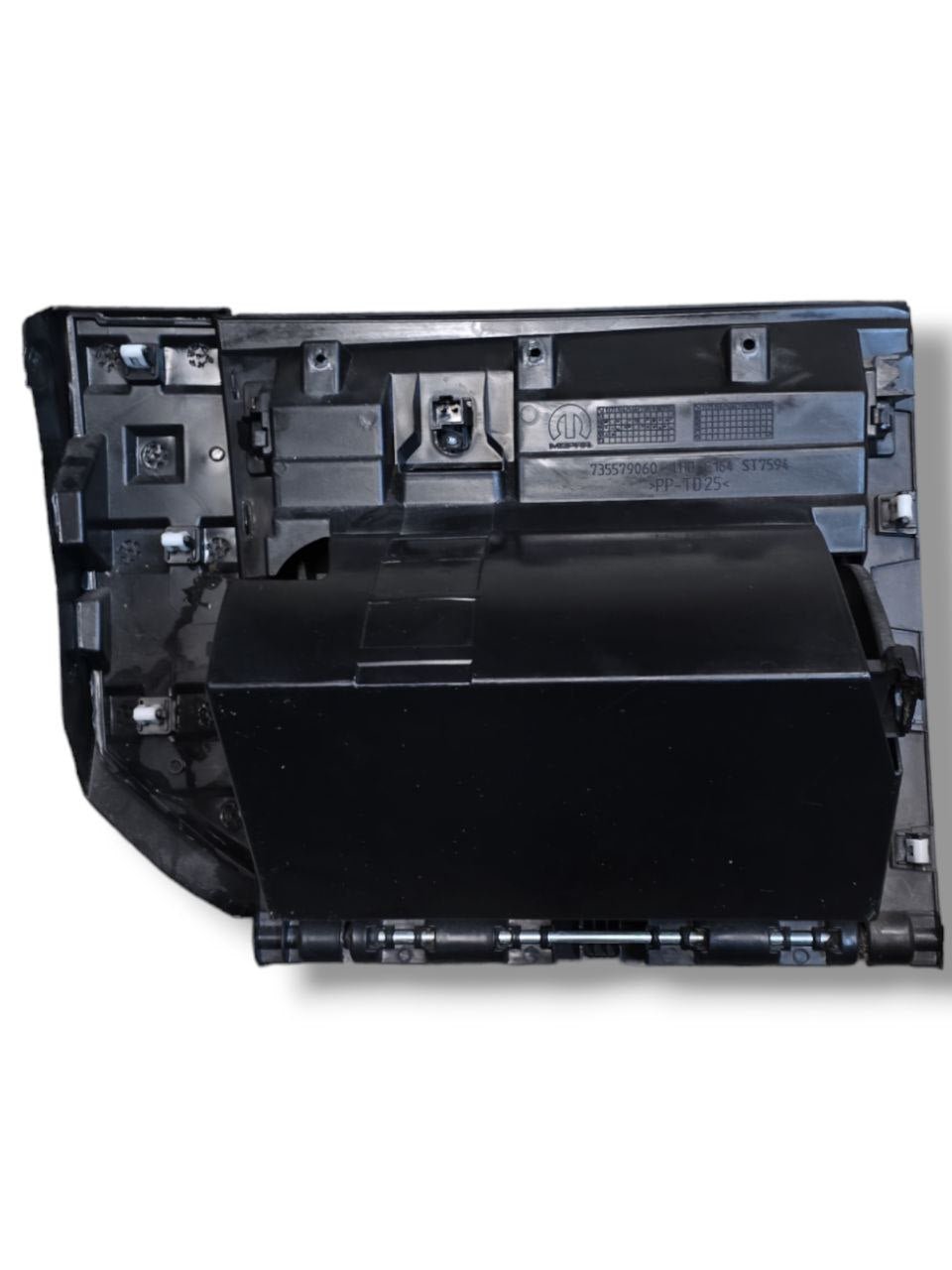 Cassetto / Vano Portaoggetti Jeep Renegade ( 2014 > ) Cod : 735579060 - F&P CRASH SRLS - Ricambi Usati