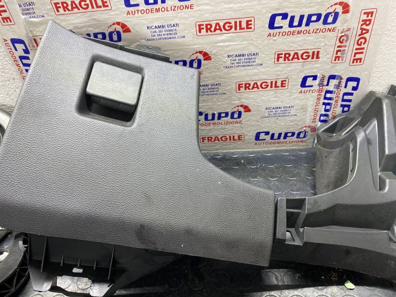 Cassetto vano portaoggetti lato sinistro Opel astra j cod:13257546 - F&P CRASH SRLS - Ricambi Usati