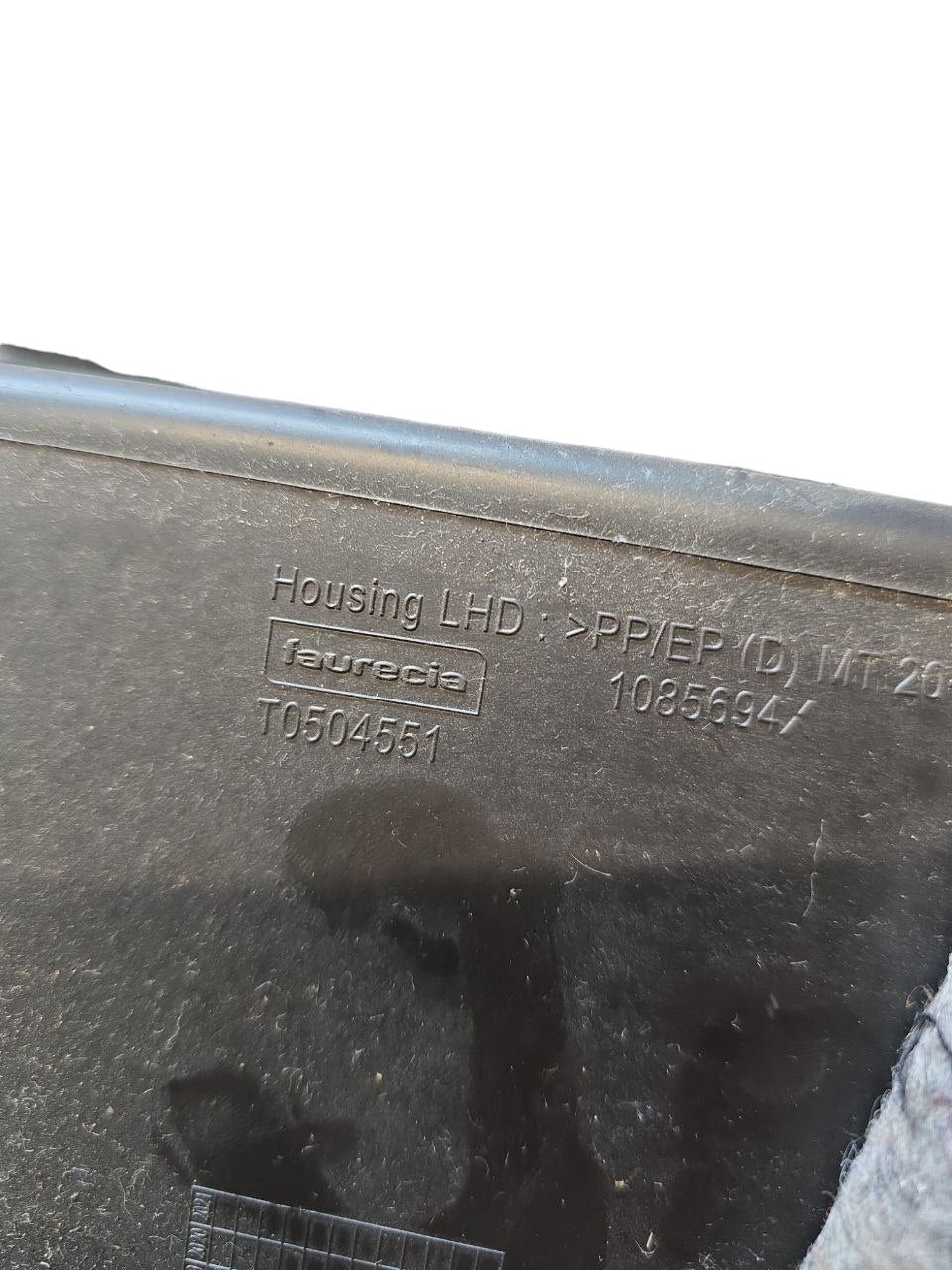 Cassetto / Vano Portaoggetti Mercedes-Benz Classe A w176 ( 2012 - 2018 ) Cod : T0504551 - F&P CRASH SRLS - Ricambi Usati