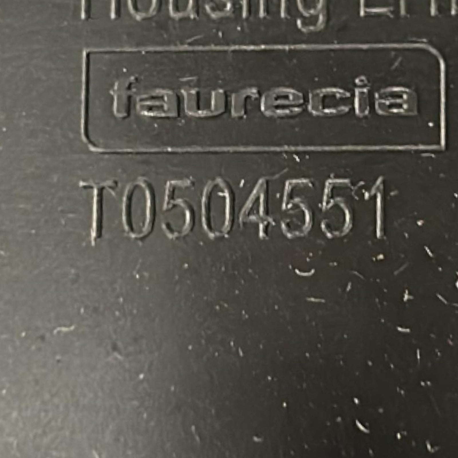 Cassetto / Vano Portaoggetti Mercedes Benz GLA (X156) cod.T0504551 (2013 > 2019) - F&P CRASH SRLS - Ricambi Usati