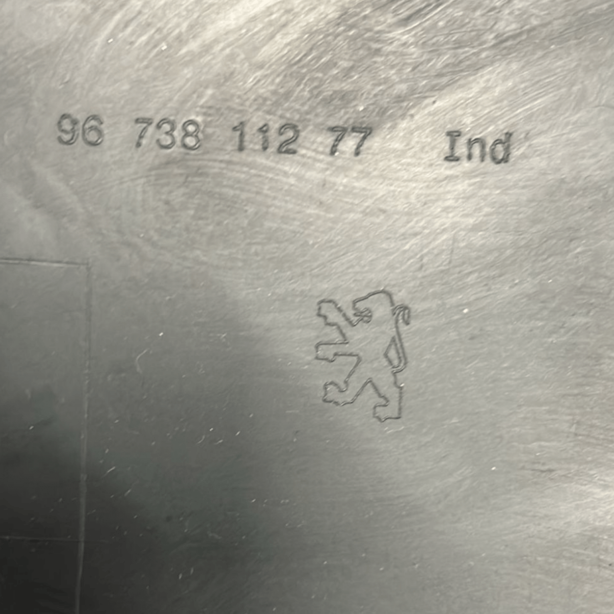 Cassetto / Vano Portaoggetti Peugeot 208 I cod:9673811277 (2012 > 2019) - F&P CRASH SRLS - Ricambi Usati