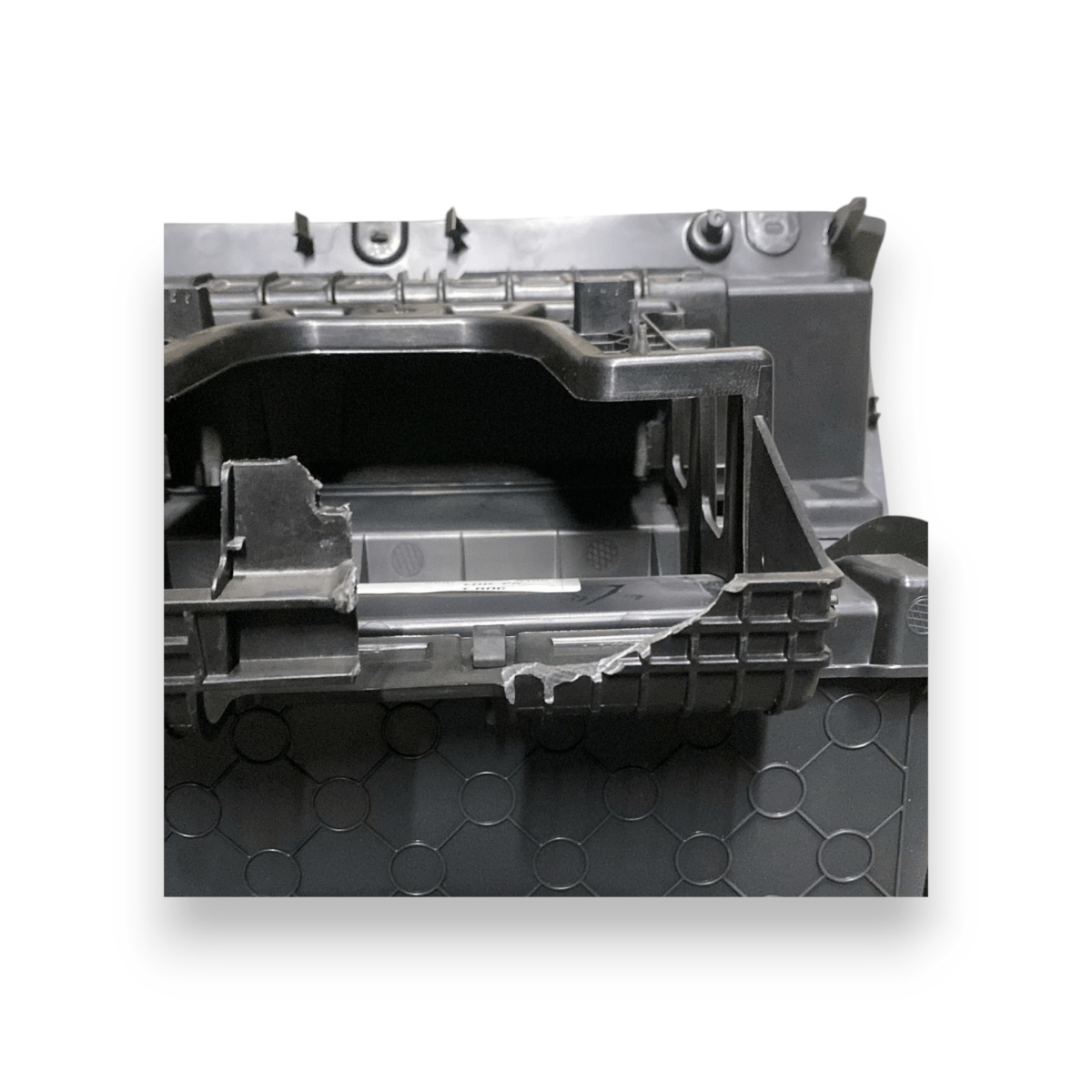 Cassetto / vano portaoggetti volkswagen t - roc cod:2ga857101 (2017 - ) - F&P CRASH SRLS - Ricambi Usati