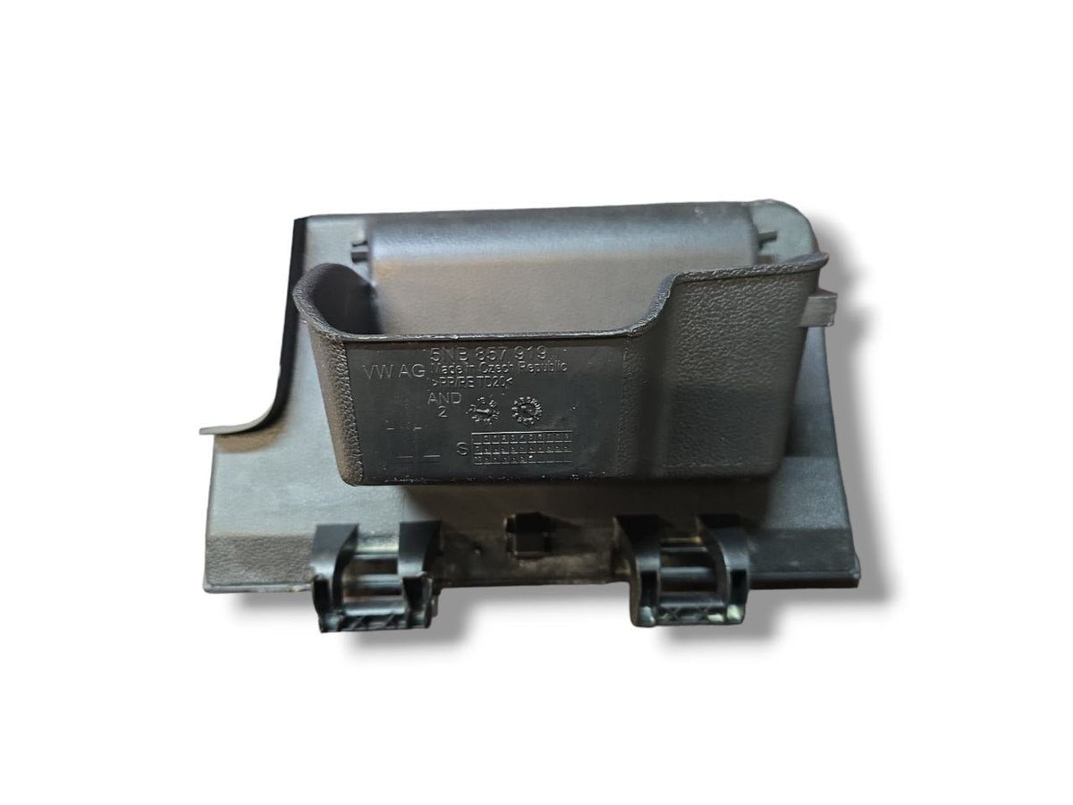 Cassetto / Vano Portaoggetti Volkswagen Tiguan ( 2012 - 2019 ) Cod : 5NB857919 - F&P CRASH SRLS - Ricambi Usati