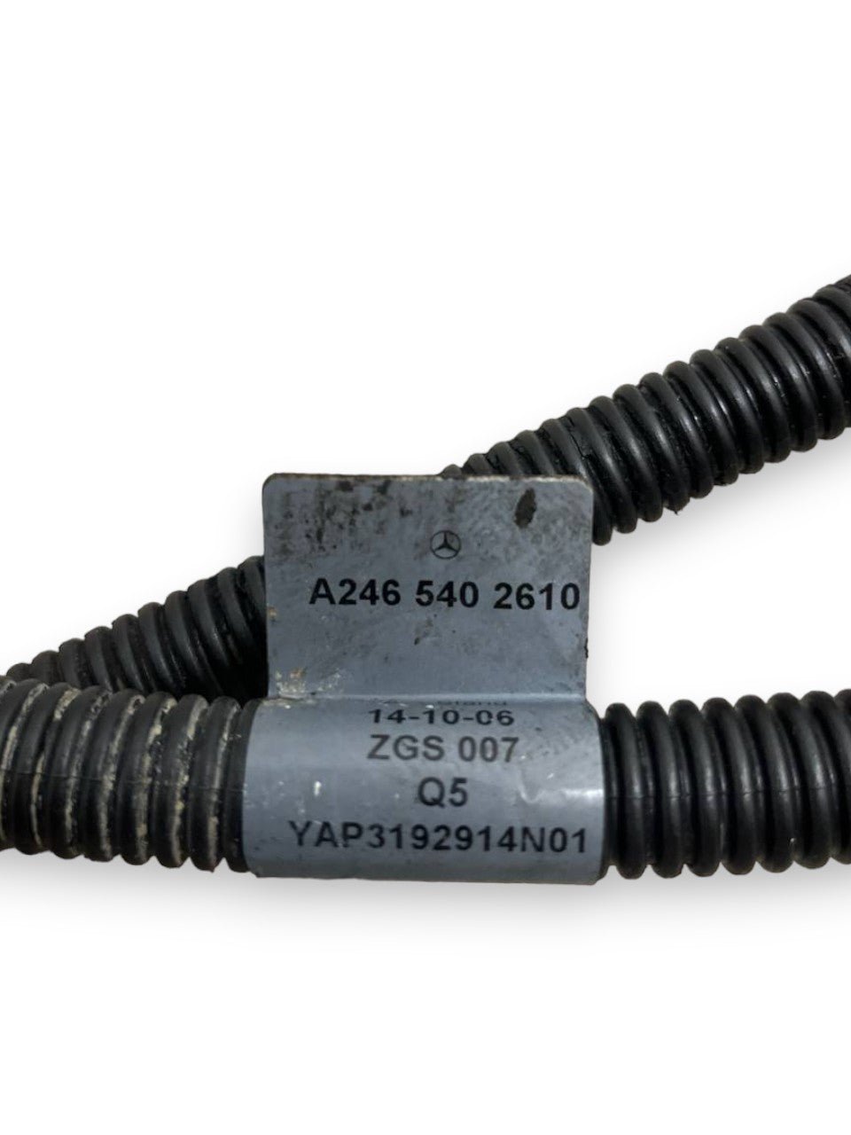 Cavo Batteria Alternatore Mercedes - Benz Classe A W176 / Mercedes - Benz Classe B W246 2.0 Diesel (2012 al 2018) cod: A2465402610 - F&P CRASH SRLS - Ricambi Usati