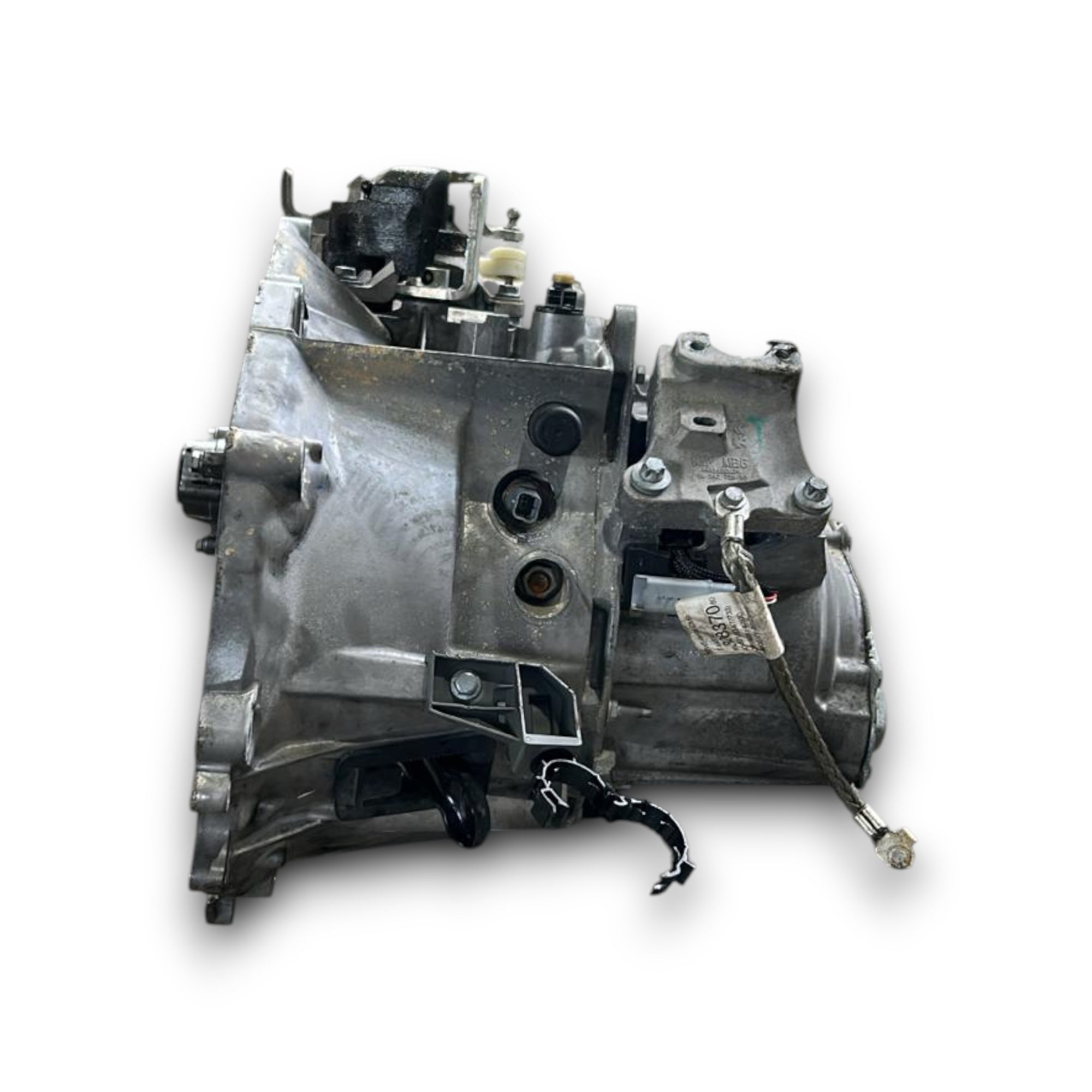 Ročni menjalnik 6 stopenj Peugeot 208 9811243810 1.5 dizel (2019 > ) 