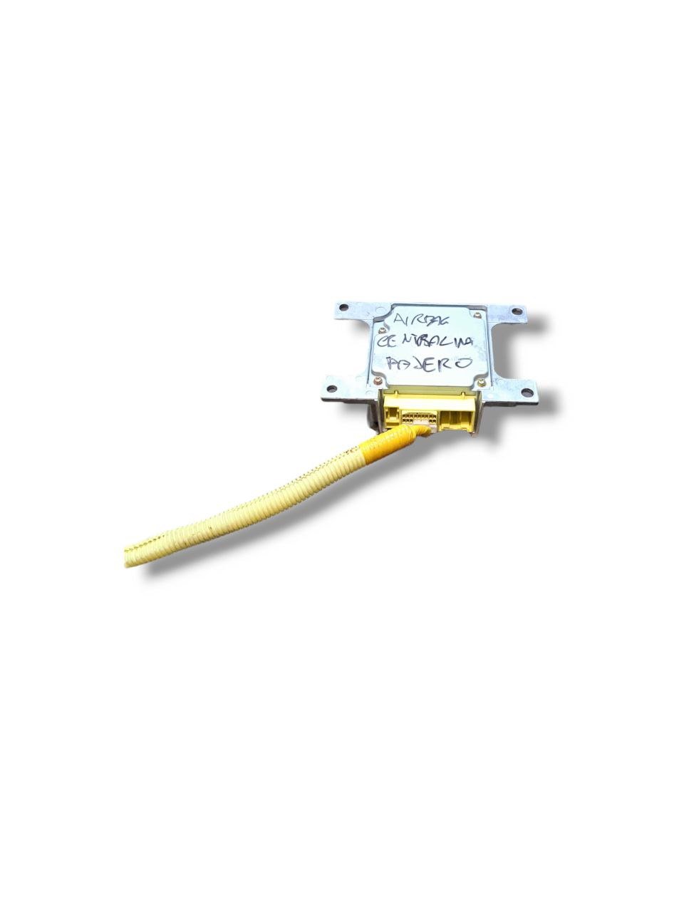 Centralina airbag Mitsubishi Pajero (2000 - 2006) COD:MR551781 - F&P CRASH SRLS - Ricambi Usati