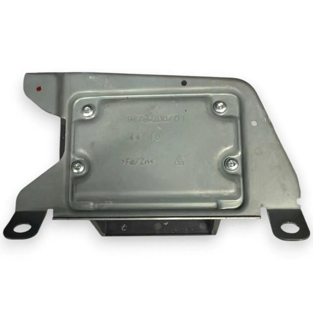 Dettaglio Centralina airbag per protezione pedoni Suzuki Swift 2017–2024 cod. 38910-52RC1 - foto 2