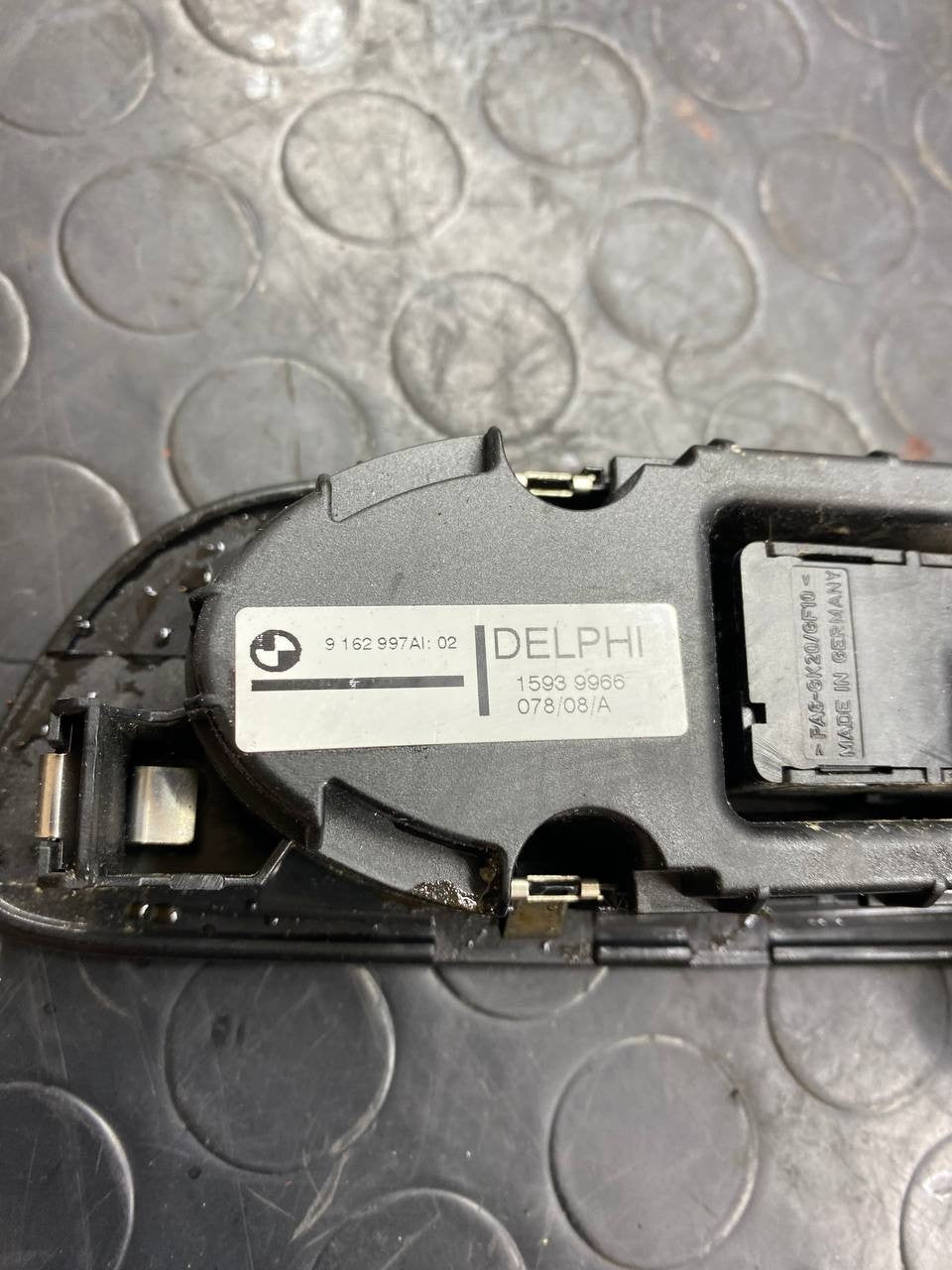 Centralina alzacristalli destro Bmw 128i cod:15939966 91462997ai - F&P CRASH SRLS - Ricambi Usati