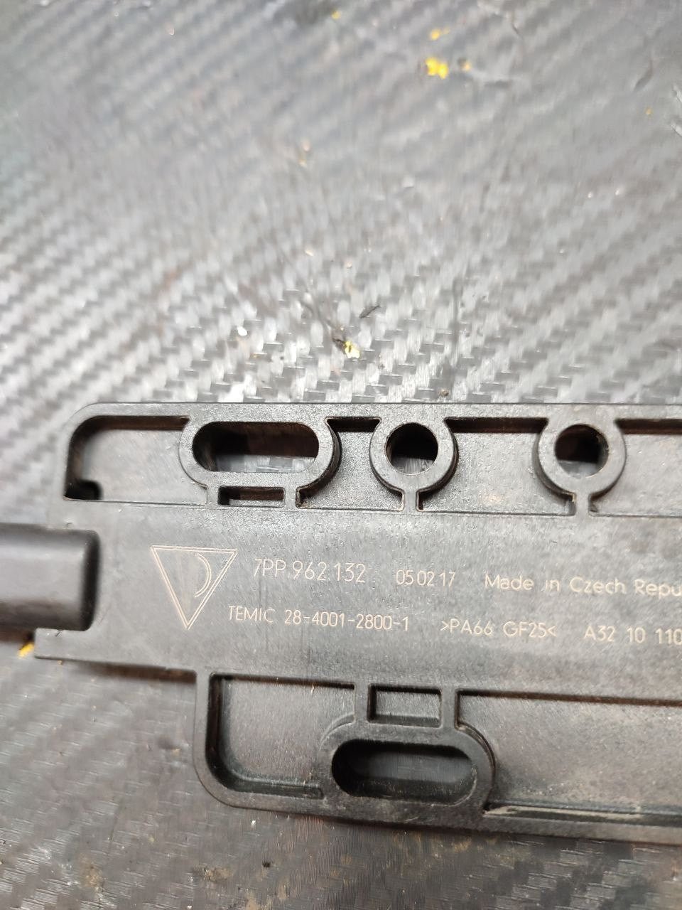 Centralina antenna Keyless Porsche Macan / Cayenne cod 7pp962132 - F&P CRASH SRLS - Ricambi Usati