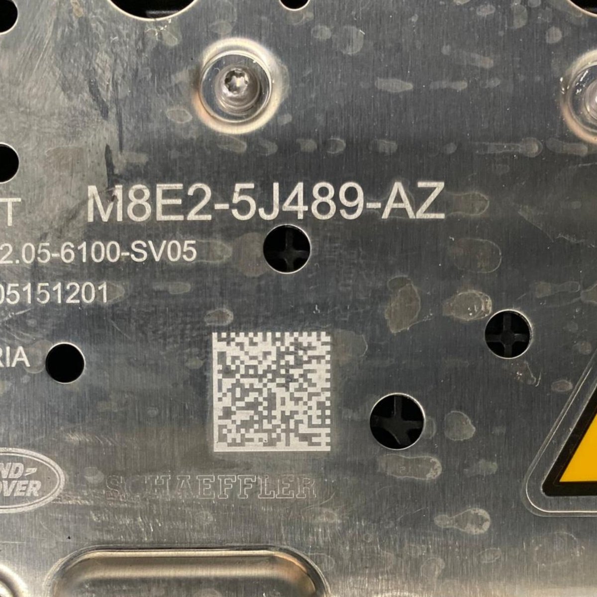Centralina barra antirollio stabilizzatrice attiva anteriore Range Rover Vogue L460 3.0 Diesel / Hybrid (2022 - ) Cod: M8E2 - 5J489 - AZ - F&P CRASH SRL - Ricambi Usati