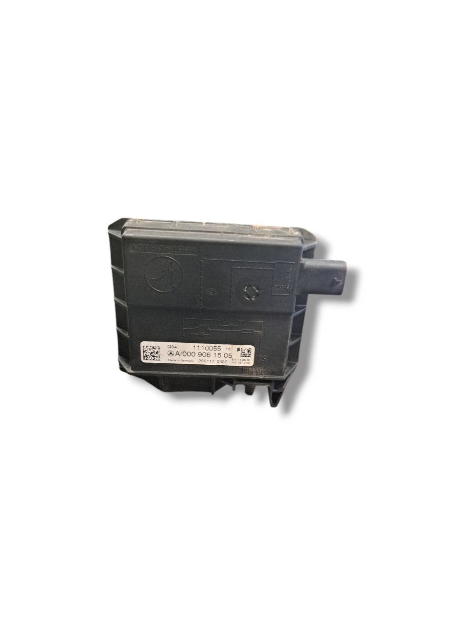 Centralina Batteria Mercedes Benz Classe A W176 COD:A0009061505 (2012 - 2018) - F&P CRASH SRLS - Ricambi Usati