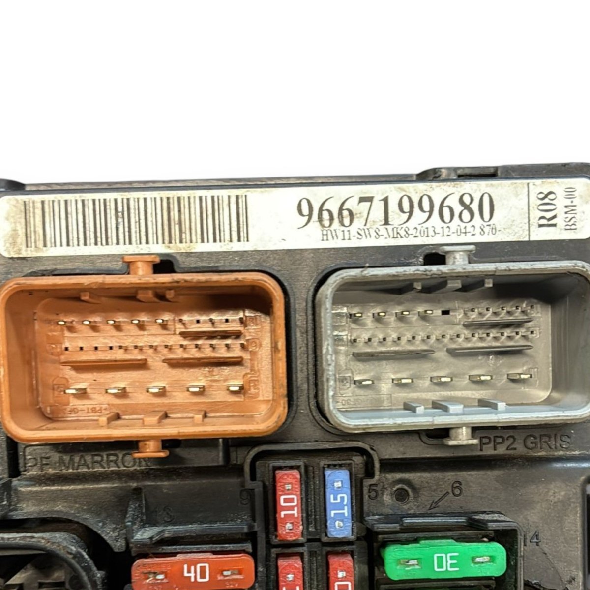 Centralina / body computer citroen c3 picasso cod . 9667199680 1.4 benzina (2008 > 2017) - F&P CRASH SRL - Ricambi Usati