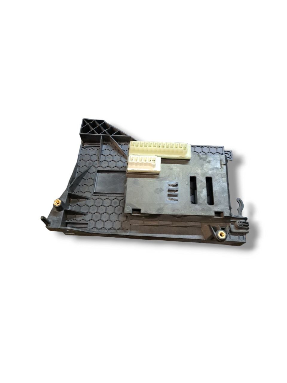 Centralina Body computer Mercedes - Benz Classe B W246 1.8 diesel COD:A2469008704 (2012 - 2018) - F&P CRASH SRLS - Ricambi Usati