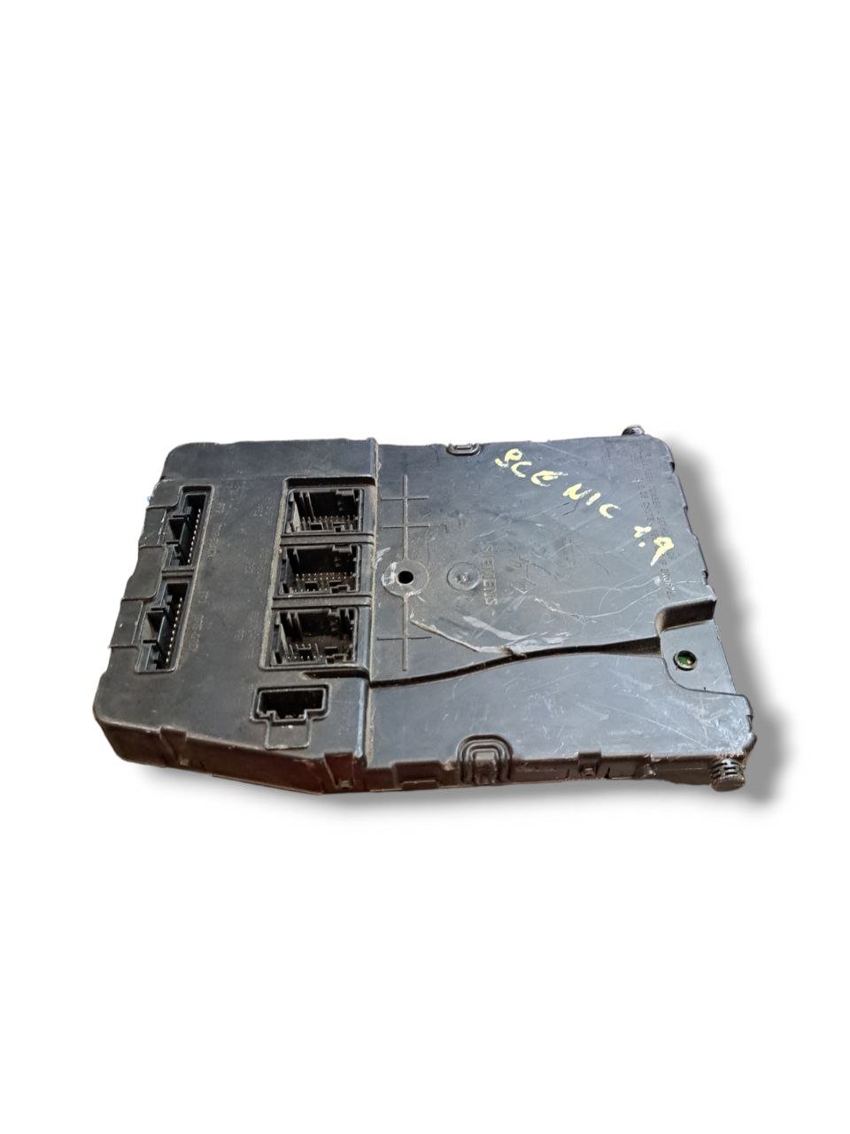 Centralina / Body Computer Renault Megane 1.5 Diesel (2002 - 2009) COD:8200309690 - F&P CRASH SRLS - Ricambi Usati