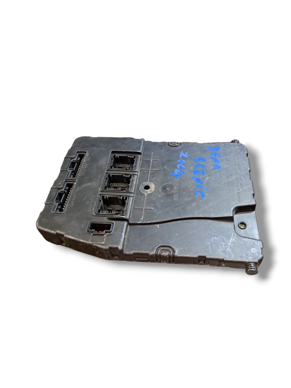 Centralina / Body Computer Renault Megane 1.9 Diesel (2002 - 2009) COD:8200309691 - F&P CRASH SRLS - Ricambi Usati