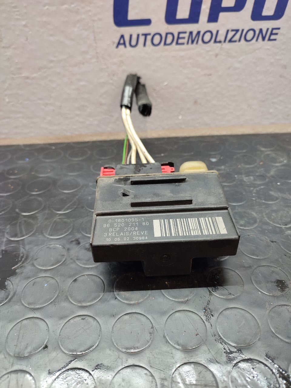 Centralina Candelette PEUGEOT 207 I serie D cod: 0-1801095-1 - F&P CRASH SRLS - Ricambi Usati