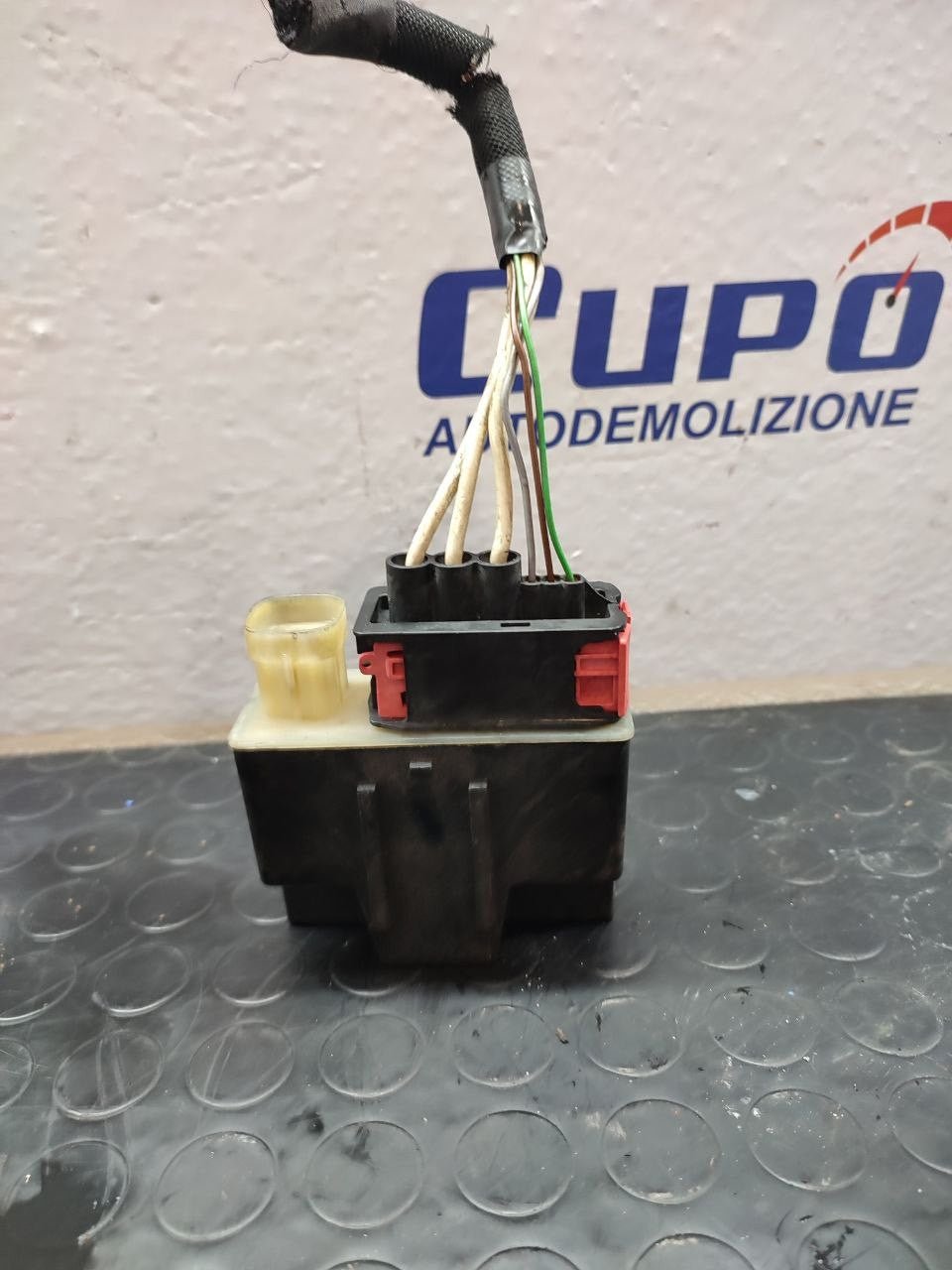 Centralina Candelette PEUGEOT 207 I serie D cod: 0-1801095-1 - F&P CRASH SRLS - Ricambi Usati