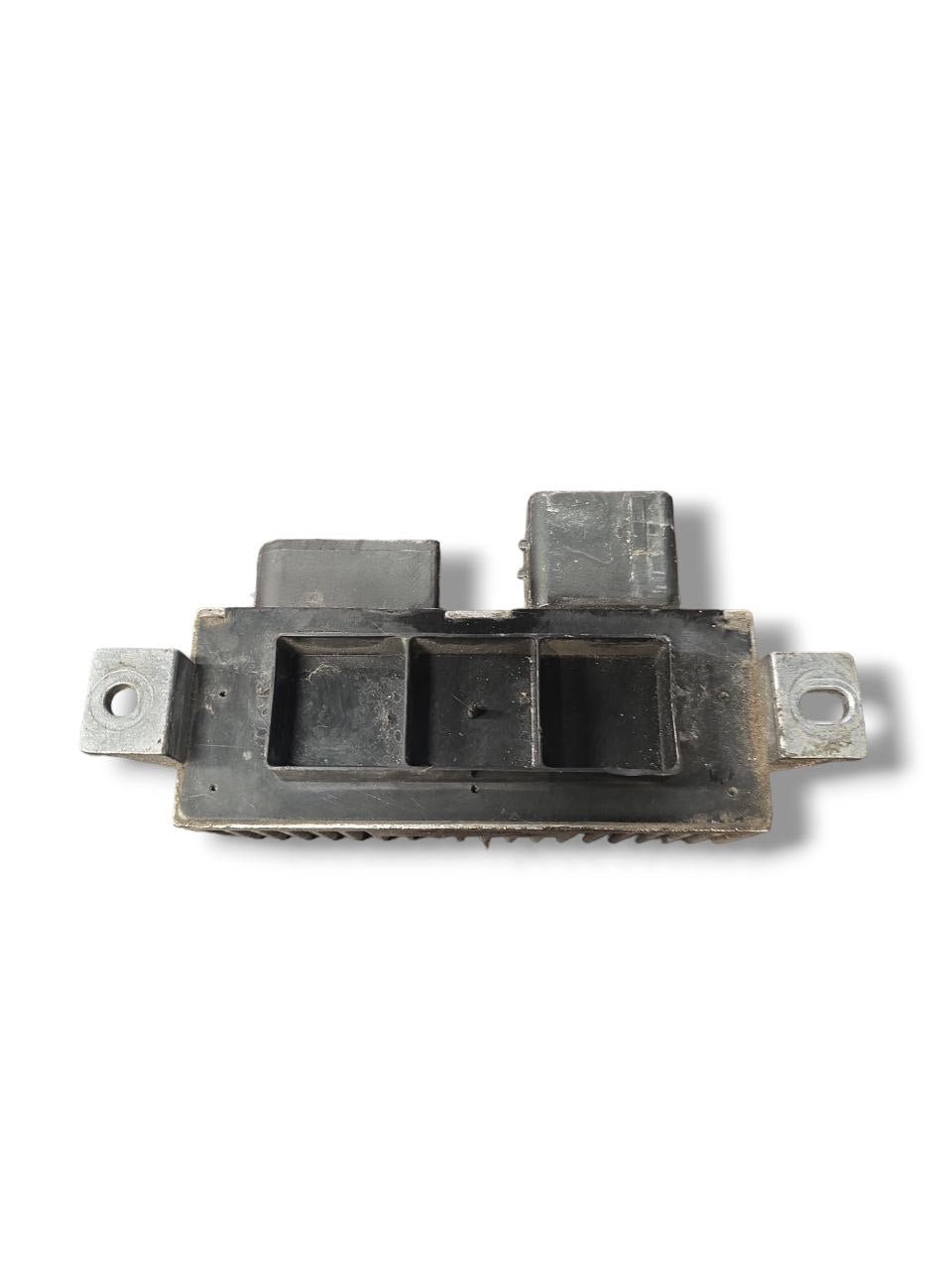 CENTRALINA CANDELETTE RENAULT KOLEOS 2.0 DIESEL (2007 - 2014) Cod : 8200558438 - A - F&P CRASH SRLS - Ricambi Usati