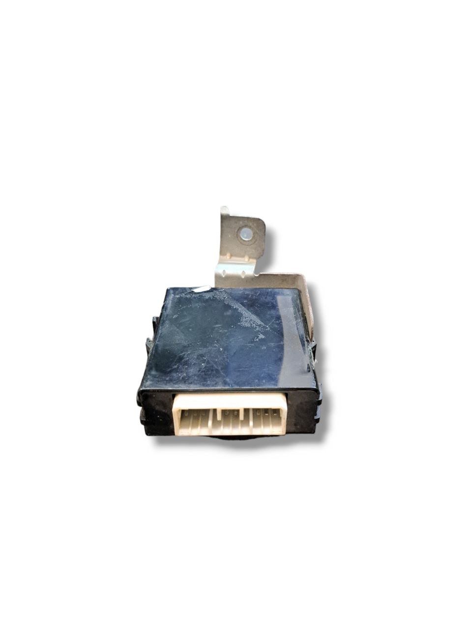 Centralina chiusura Centralizzata porte Suzuki Jimny (1999) COD:G8D - 676S - B - F&P CRASH SRLS - Ricambi Usati