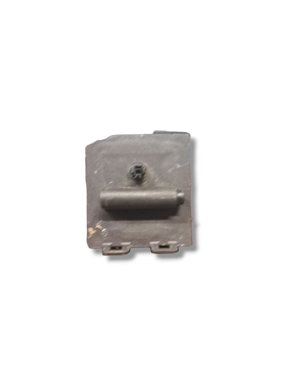 Centralina Chiusura sportello carburante Mercedes Classe C W205 COD:A0008202303 (2014 - 2021) - F&P CRASH SRLS - Ricambi Usati