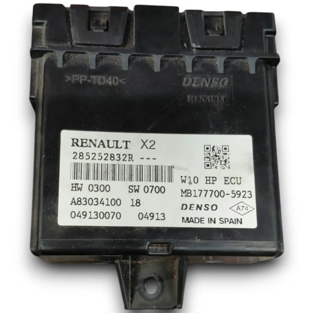 Centralina climatizzazione Renault ZOE 2013–2020 cod. 28525832R - F&amp;P CRASH SRL - Ricambi Usati