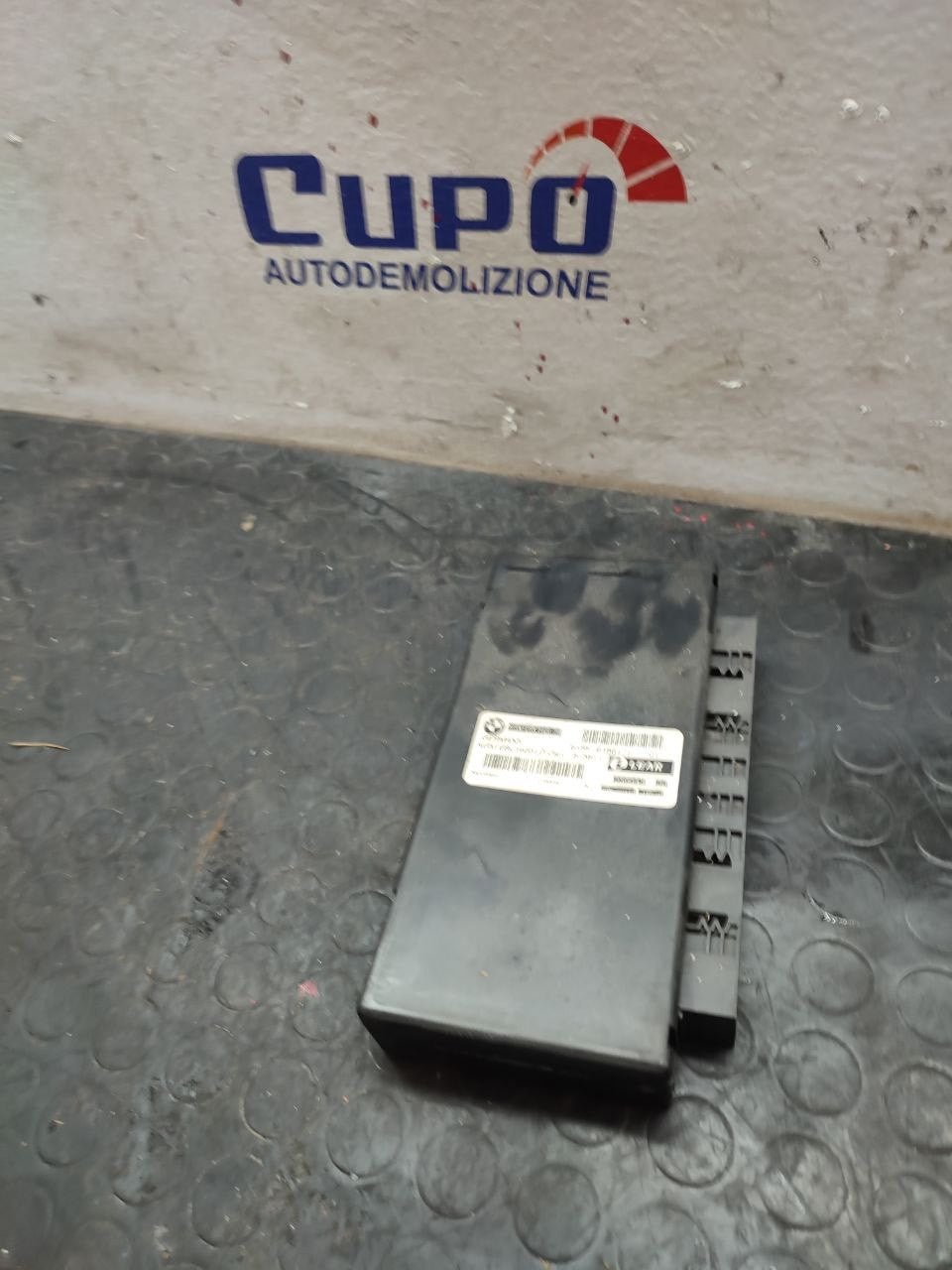 Centralina comfort modulo luci Bmw 520d ( e60 ) cod 6135 9186171 - F&P CRASH SRLS - Ricambi Usati