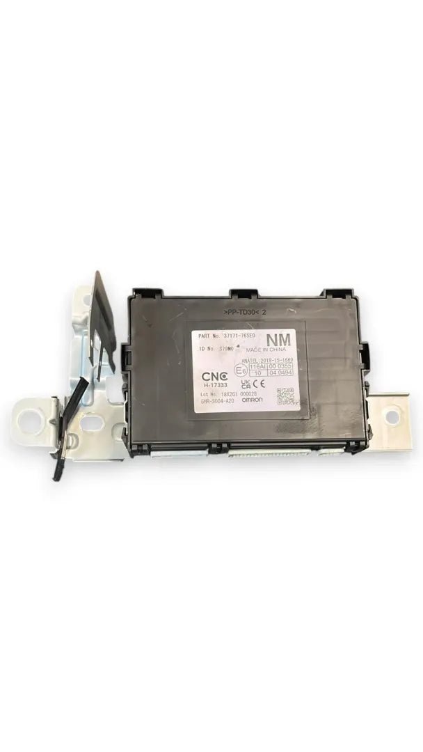 Centralina del sistema keyless Suzuki Vitara - F&amp;P CRASH SRL - Ricambi Usati