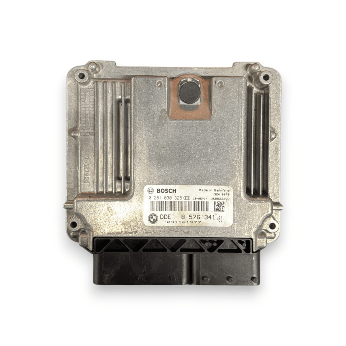 BMW Series 1 F20 2.0 diesel engine ECU control unit code DDE8576341 (2011 - 2019) - F&P CRASH SRL - Used Parts