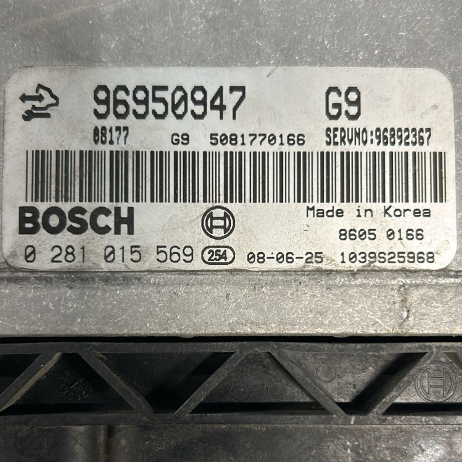Centralina ECU Motore Chevrolet Captiva 2.0 Diesel cod:0281015569 (2006 > 2015) - F&P CRASH SRLS - Ricambi Usati