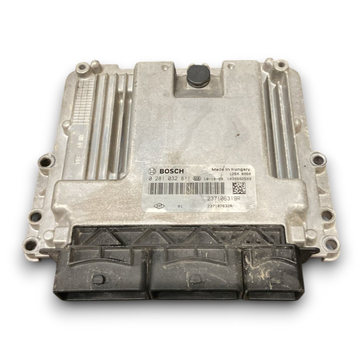 Engine ECU control unit Renault Clio IV code . 237106319r 1.5 diesel (2012 > 2019) - F&P CRASH SRL - Used Parts