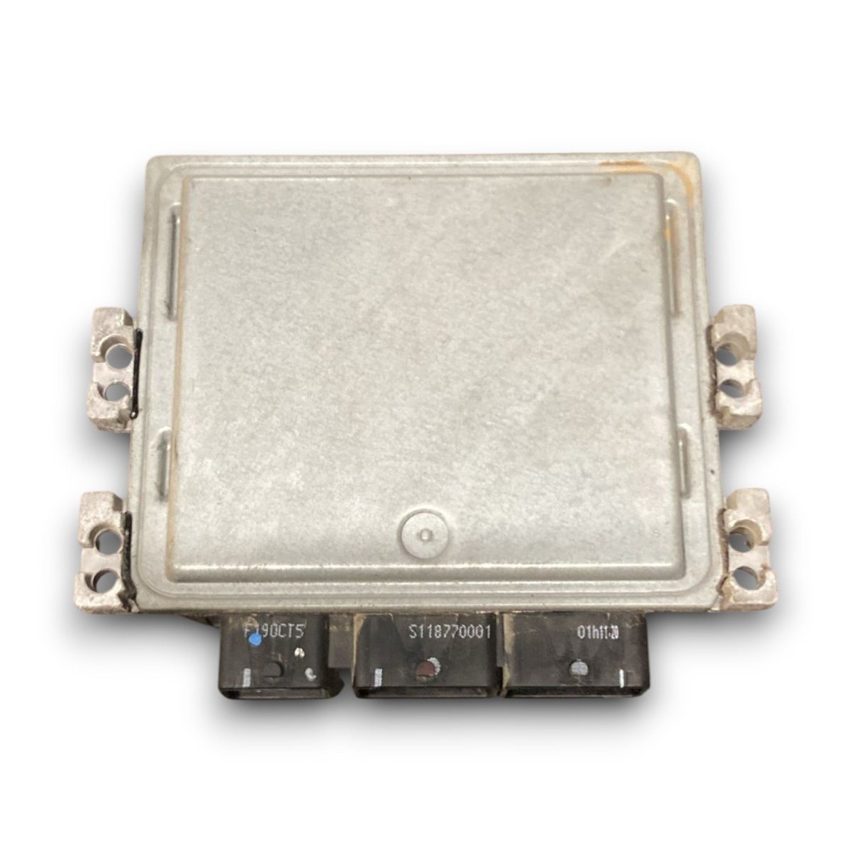 Engine ECU control unit Renault Megane II code . 8200565863 1.5 diesel (2000 > 2010) - F&P CRASH SRL - Used Parts