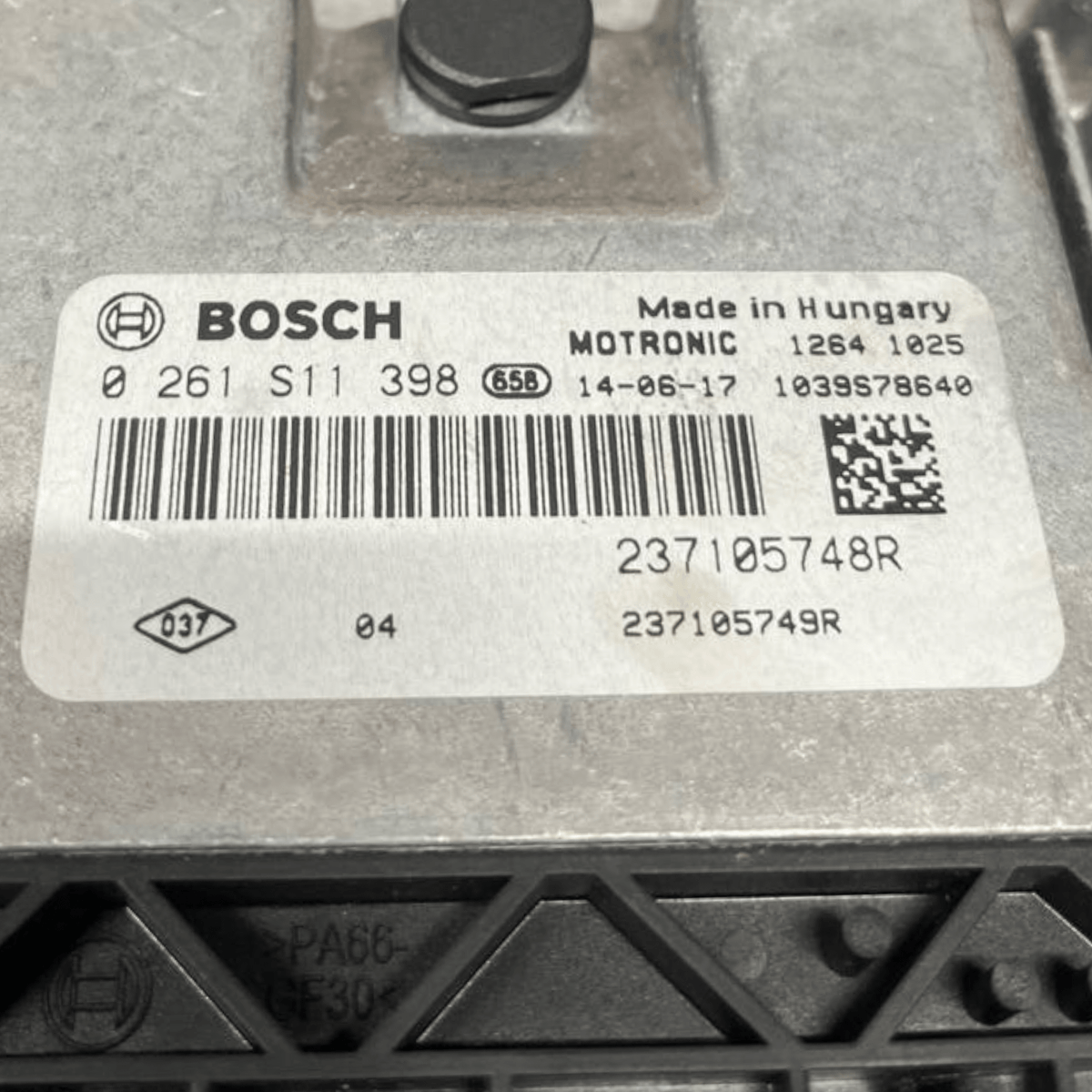 Centralina Ecu Motore Renault Twingo III 1.0 Benzina (2014 al 2024) cod: 237105748R / cod: 0261S11398 - F&P CRASH SRLS - Ricambi Usati